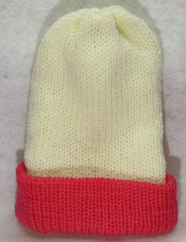 Beanie ecru und koralle